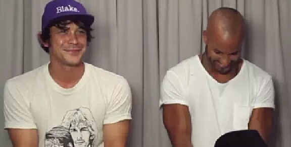 Social Media Twitter Ricky Whittle-77
