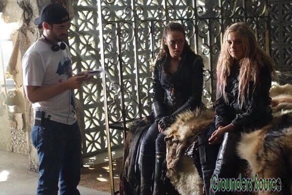 The 100 Season Three Behind the Scenes-112
