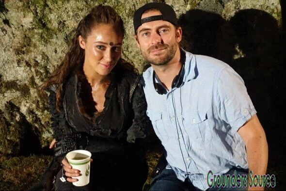 The 100 Season Three Behind the Scenes-102
