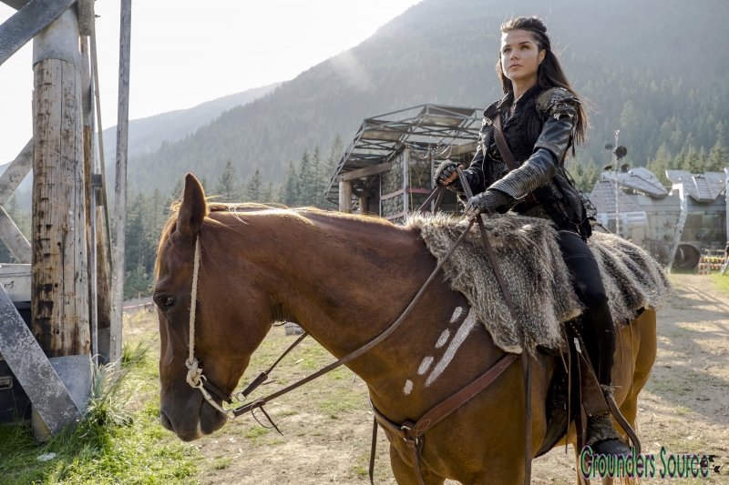 The 100 HQ Episode Stills 03x01 Wanheda Part One Season Three
