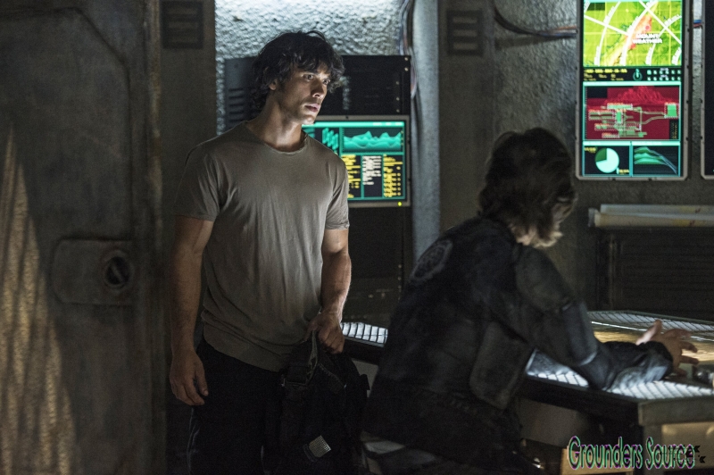 The 100 Season Three Promotional Stills HQ Episode Promo Stills 03x04 Watch The Thrones
