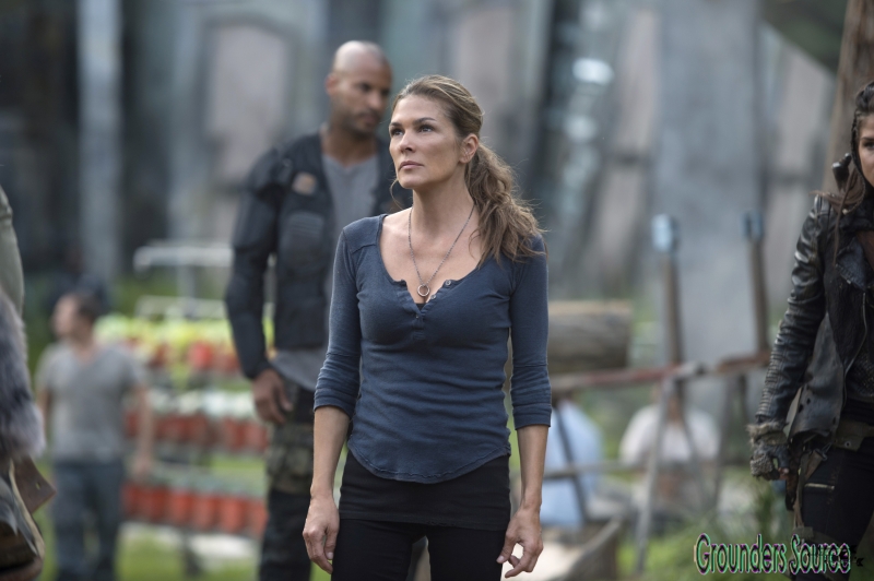 03x01 Wanheda Part One HQ Episode Stills Season Three
