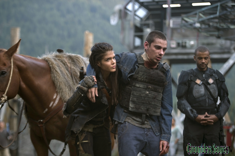 Promotional Stills 03x01 Wanheda Part One Season Three HQ
