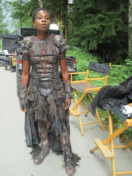 The 100 Behind the Scenes-35
