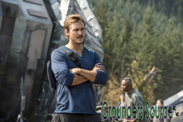 Promotional Stills 02x04 Many Happy Returns Season Two HQ
