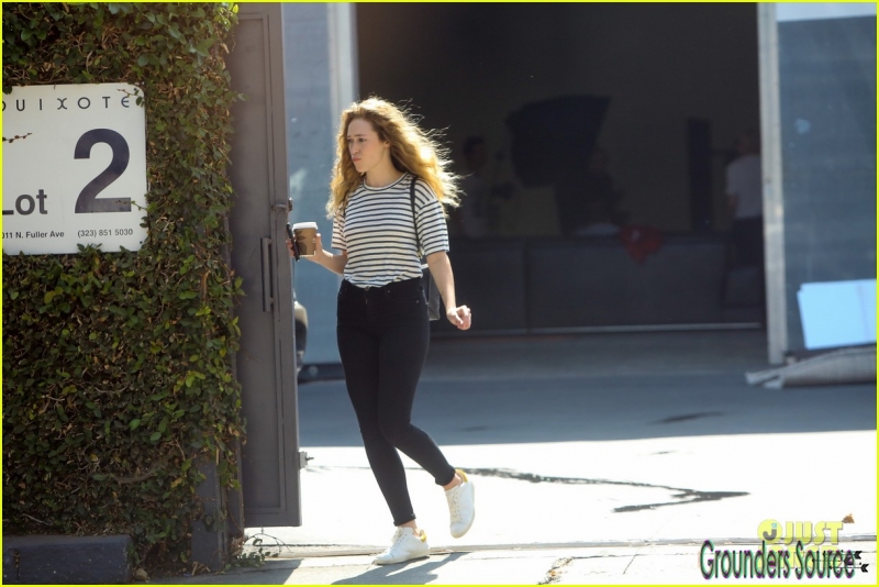 On Set June 26th 2016 Alycia Debnam-Carey Photoshoot -2
