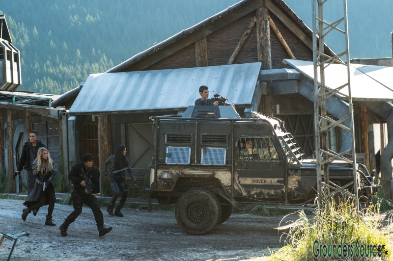 Season Three 03x12 Demons The 100 HQ Stills
