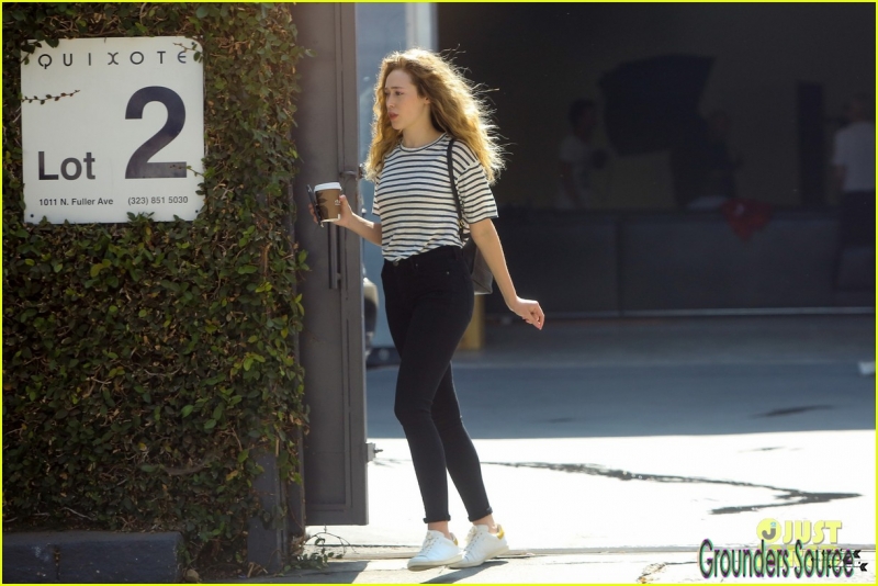 Photoshoot June 26th 2016 Alycia Debnam-Carey On Set -2
