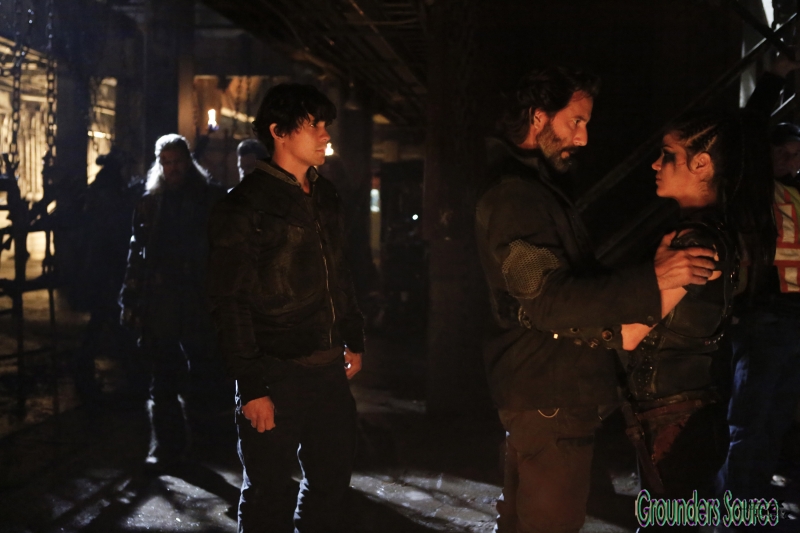 HQ Episode Promo Stills 04x10 Die All, Die Merrily HQ Season Four The 100
