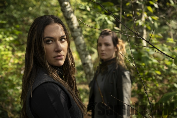 07x02 The Garden HQ Episode Stills Season Seven
