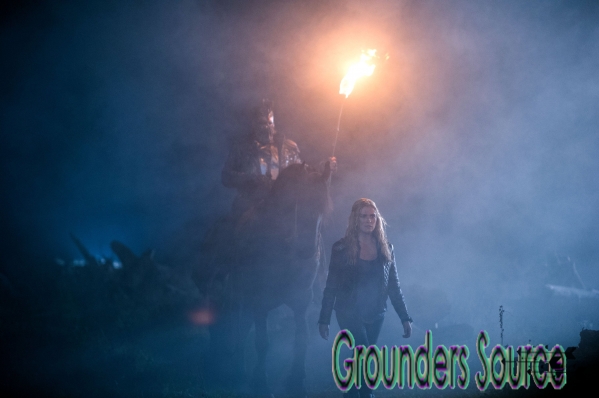 The 100 Season Two HQ Episode Promo Stills 02x08 Spacewalker
