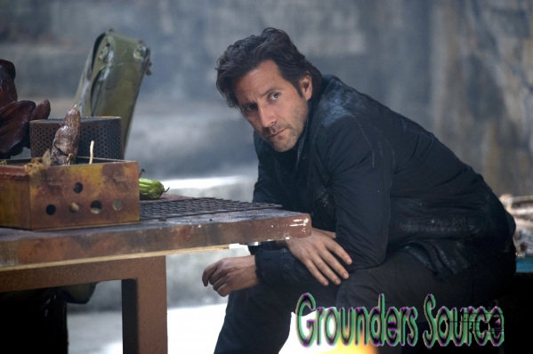 The 100 Episode 02x09 Remember Me Season Two HQ Stills

