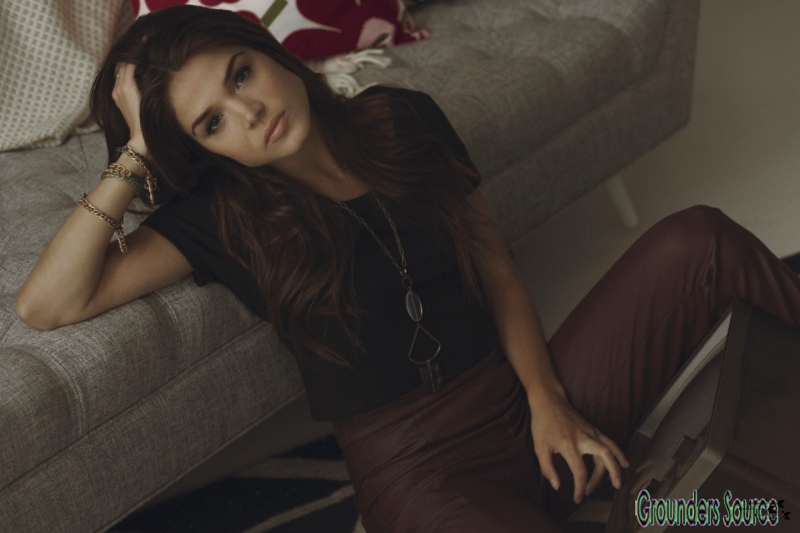 Fall 2014 Marie Avgeropoulos Zooey Magazine Photoshootâ€“6
