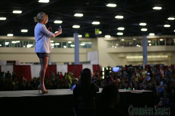Eliza Taylor's Panel at Florida Super Con in Miami June 26-27th 2015-86
