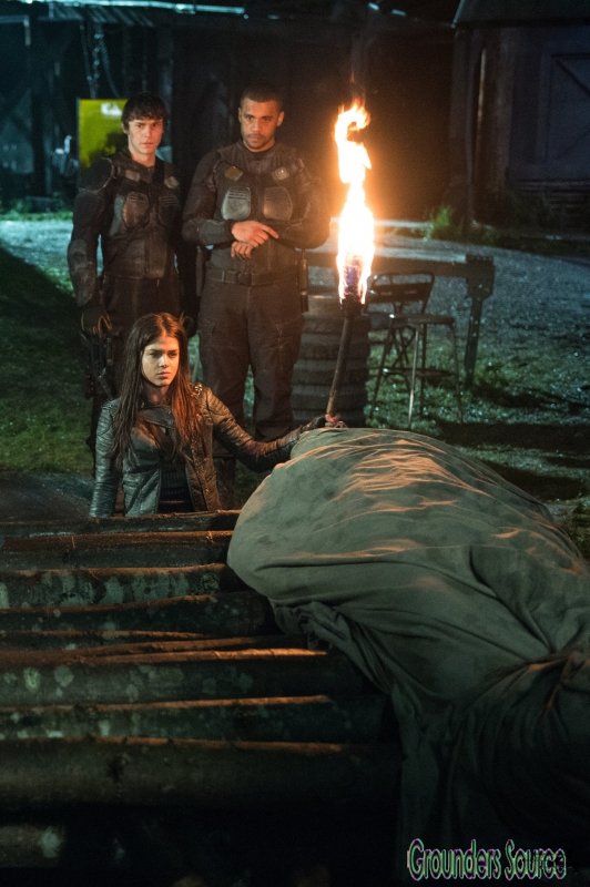 The 100 HQ Episode Promo Stills Season Three 03x12 Demons
