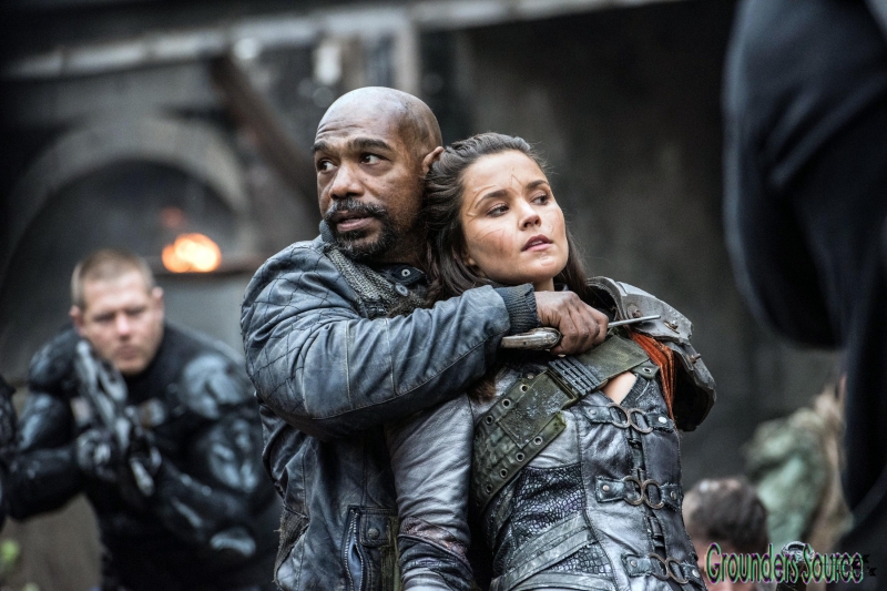HQ Episode Promo Stills The 100 Season Three 03x13 Join or Die
