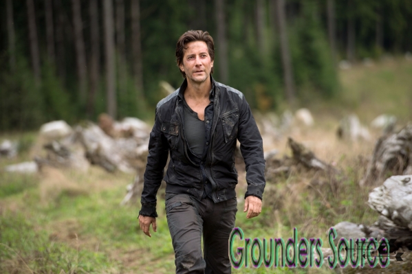 Season Two The 100 HQ Episode Promo Stills 02x08 Spacewalker
