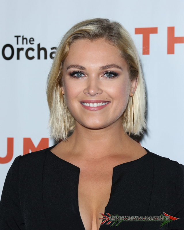Los Angeles Thumper Premiere Event Featuring Eliza Taylor 2017
