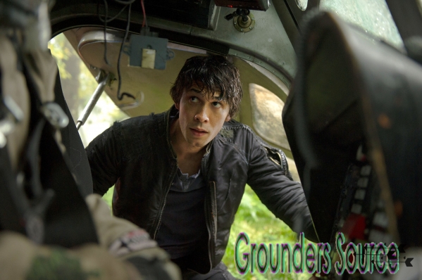 The 100 Season One Twilight's Last Gleaming 01x05
