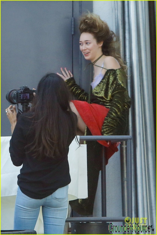 Alycia Debnam-Carey On Set June 26th 2016 Photoshoot -1
