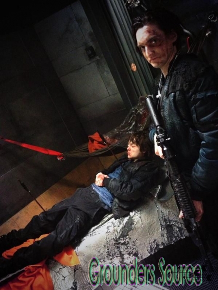 The 100 Behind the Scenes-88

