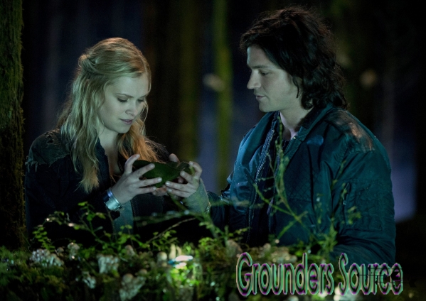 Pilot HQ Episode Promo Stills The 100 Promotional Stills Season One 01x01
