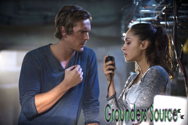 HQ Episode 02x14 Body Of Lies Season Two Stills
