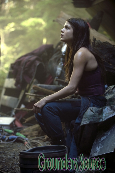 The 100 Season One 01x03 Earth Kills HQ Episode Promo Stillsâ€“4
