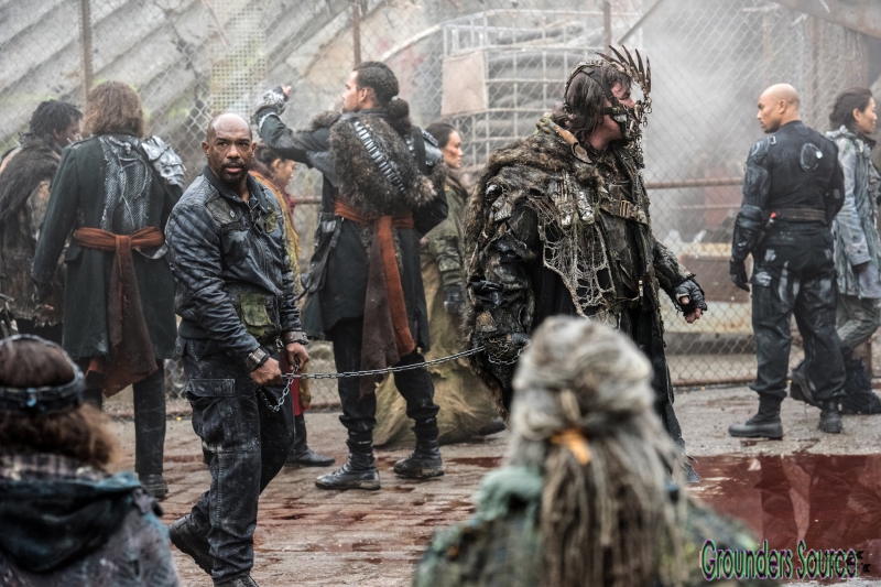 The 100 HQ Episode Stills Season Three 03x13 Join or Die
