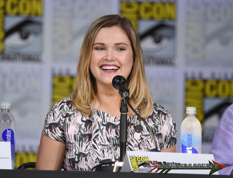 The 100 Panel Comic Con July 21st 2017 -2
