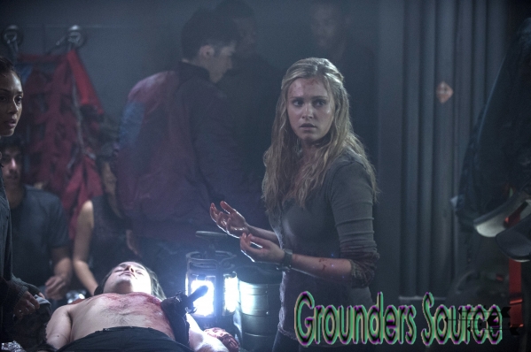 Season One 01x07 Contents Under Pressure Episode HQ Stills
