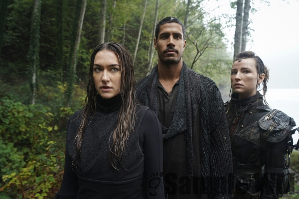 HQ Episode 07x02 The Garden Season Seven Stills
