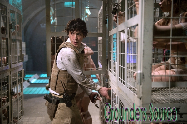 The 100 Episode Promo 02x15 Blood Must Have Blood Part One Season Two
