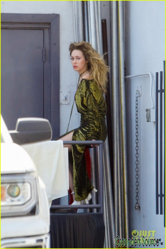 Photoshoot On Set Alycia Debnam-Carey June 26th 2016 -3

