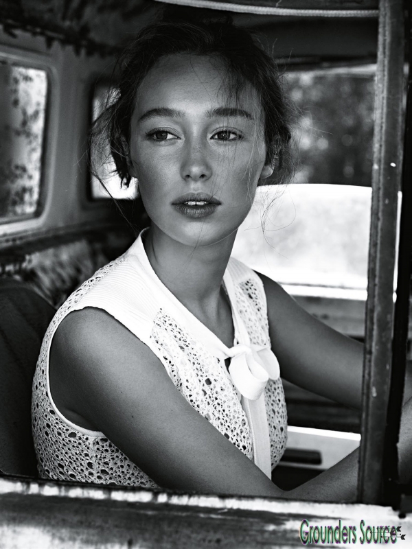 Vogue Australia Alycia Debnam-Carey Photoshoots May 2016
