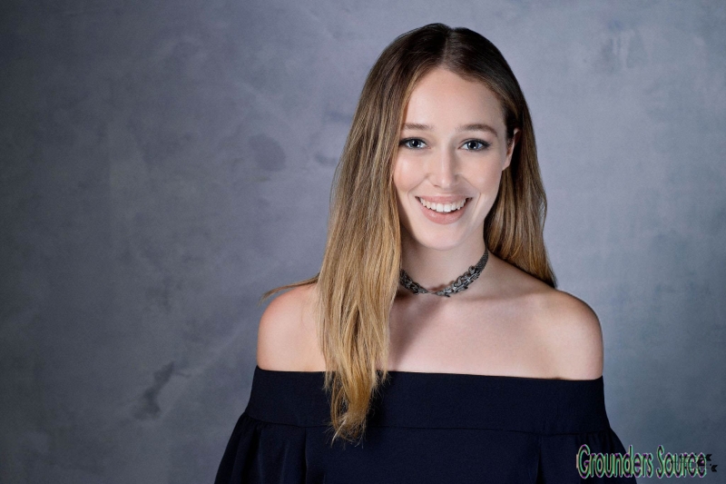 Photoshoots Alycia Debnam-Carey Comic Con 2016 Portraits-1

