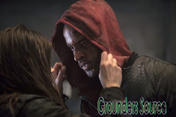 HQ Episode Promotional Stills The 100 Season One Episode 08 Day Trip
