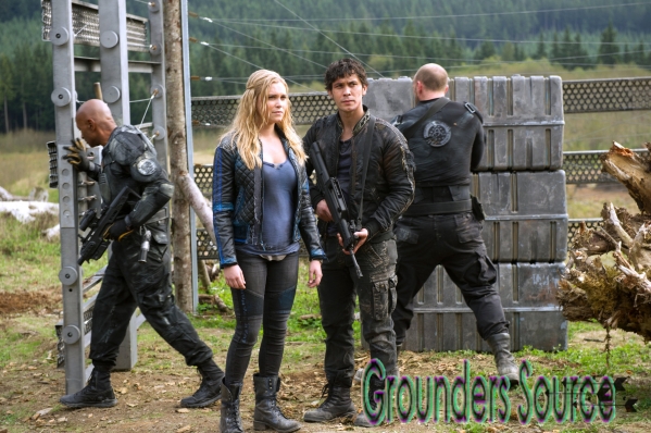 The 100 HQ Episode 02x08 Spacewalker Season Two Stills
