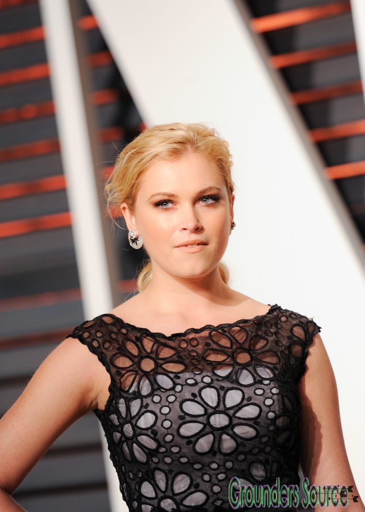 Eliza Taylor Oscars Vanity Fair After Party Red Carpet February 22nd 2015
