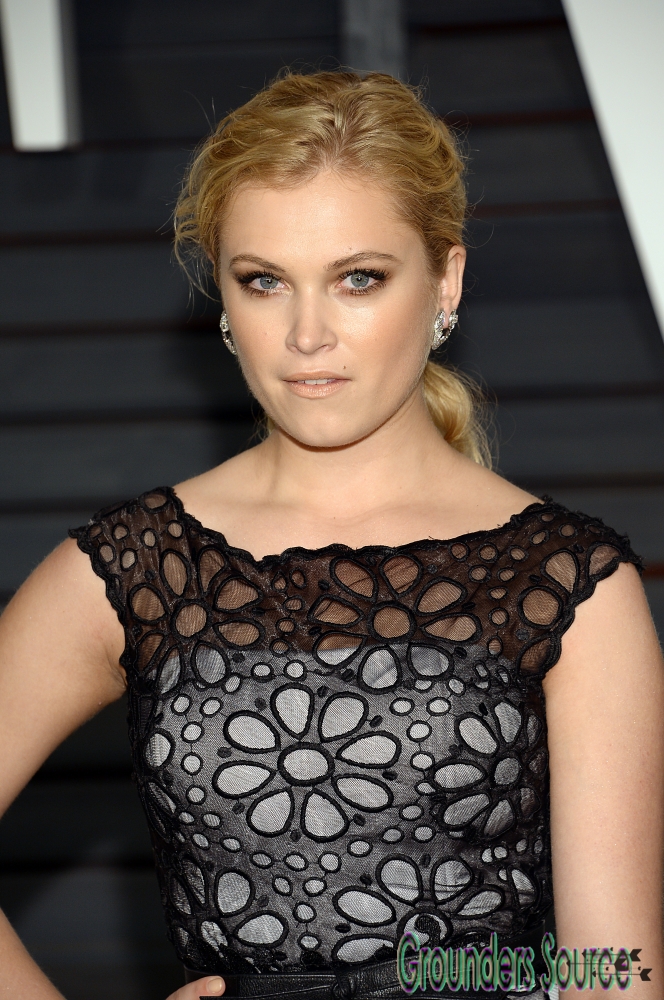 Eliza Taylor Vanity Fair Oscars Event After Party February 22nd 2015
