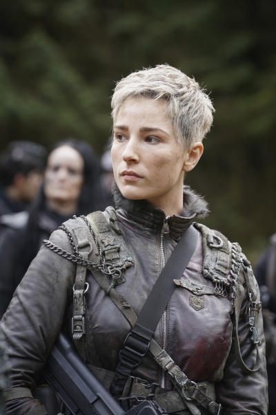 Season 7 Episode 7x16 The Last War The 100 Promotional Stills
