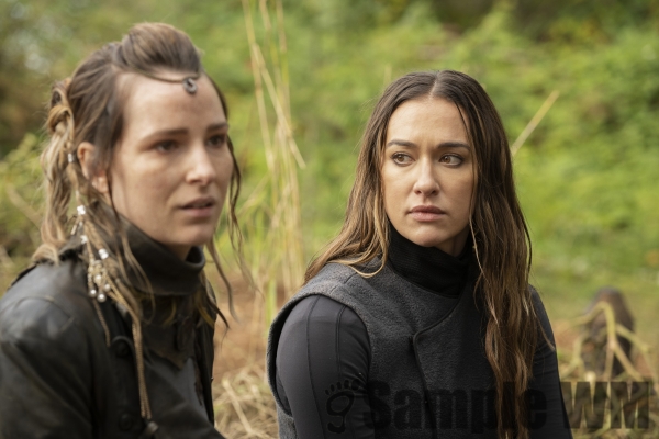 Episode Stills 07x02 The Garden HQ Season Seven
