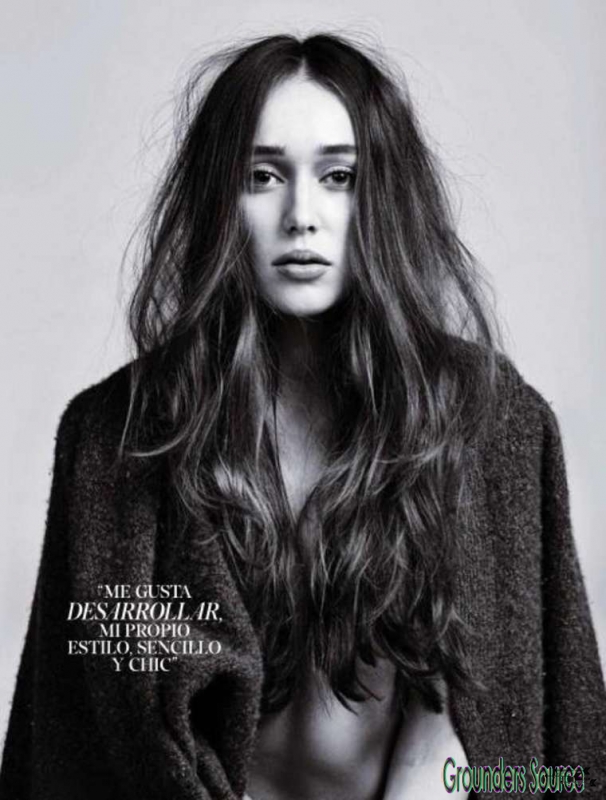 Alycia Debnam-Carey Glamour Spain September 2016
