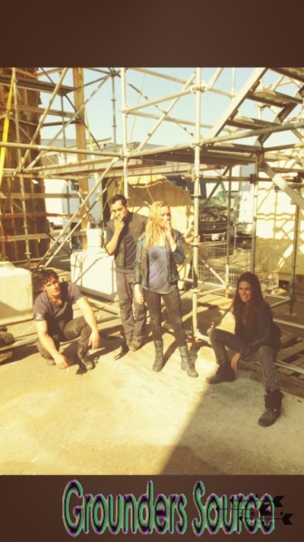 The 100 Behind the Scenes-97
