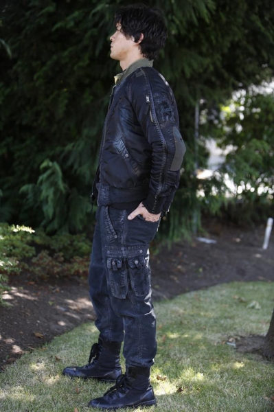 Wardrobe The 100-31
