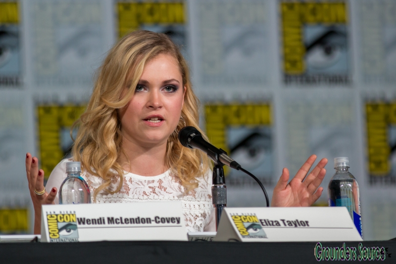 Eliza_Taylor_21838035102.jpg