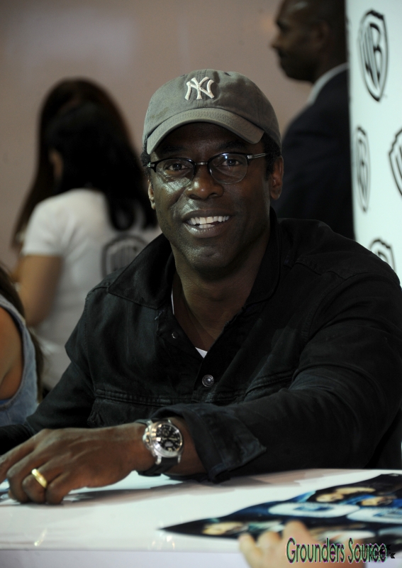 July 19th 2013 Comic Con Signing Coverage
