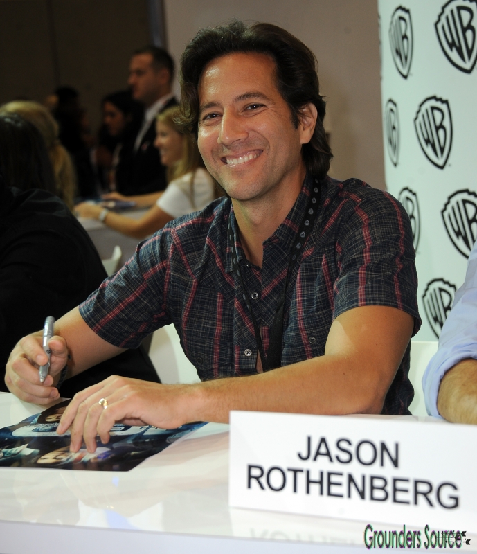 Comic Con Signing July 19th 2013 Gallery
