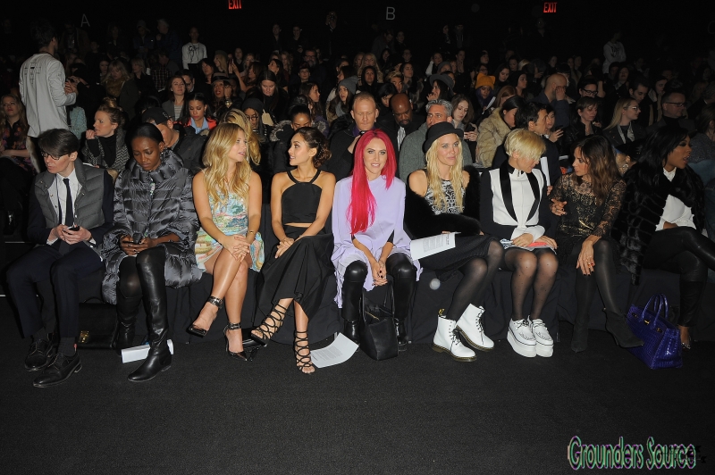 2015 February 14thâ€“16th Lindsey Attends Vivienne Tam Fashion Show During New York Fall Fashion Week

