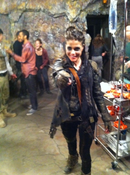 The 100 Behind the Scenes-131
